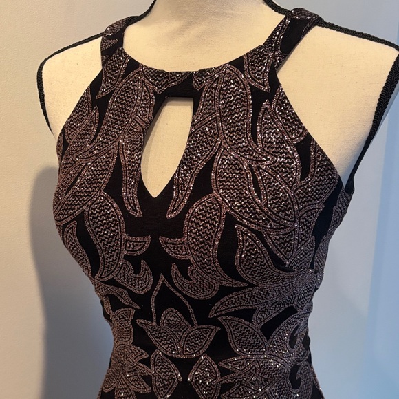 New ! Betsy & Adam Elegant Black and Gold Maxi Dress, Size 2 - Picture 5 of 7